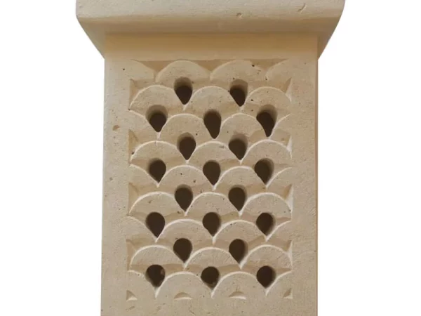 Lanterne Sculptée en Pierre Naturelle